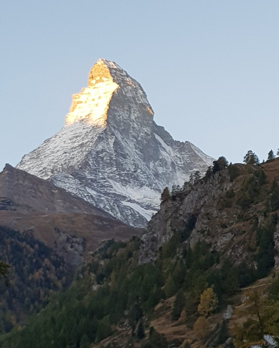 Matterhorn i morgensol, sett fra Zermatt